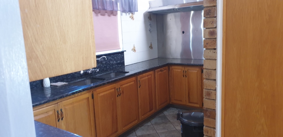  Bedroom Property for Sale in Groenvlei Sh Free State